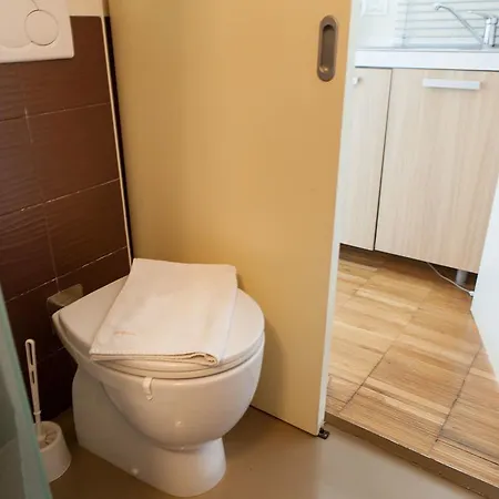 Apartment Urban Tour As